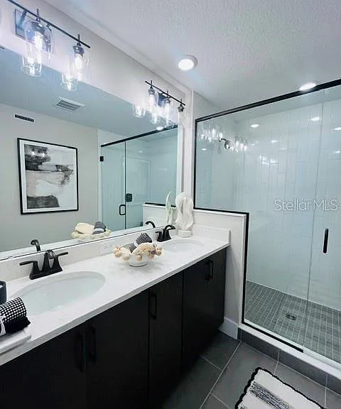 15501 Hamlin Park Dr — Photo 23