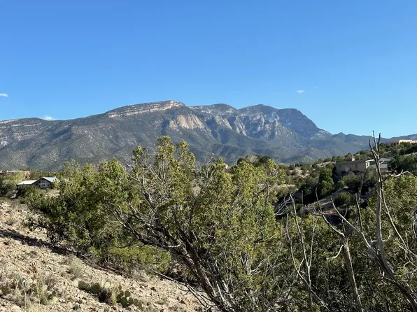 6 Spruce Ln, Placitas, NM 87043