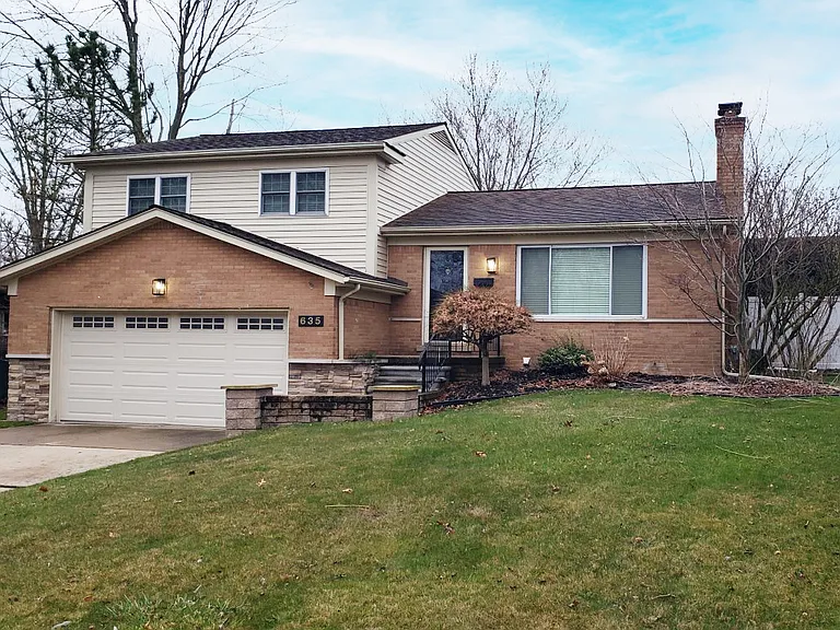 635 Cumberland St — Photo 1