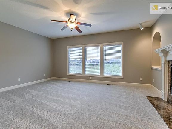 5th image of 5608 NW 93rd St