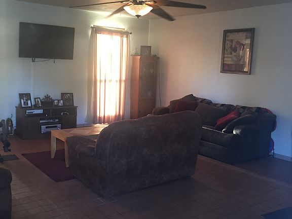 2nd image of 608 W Apache Ave