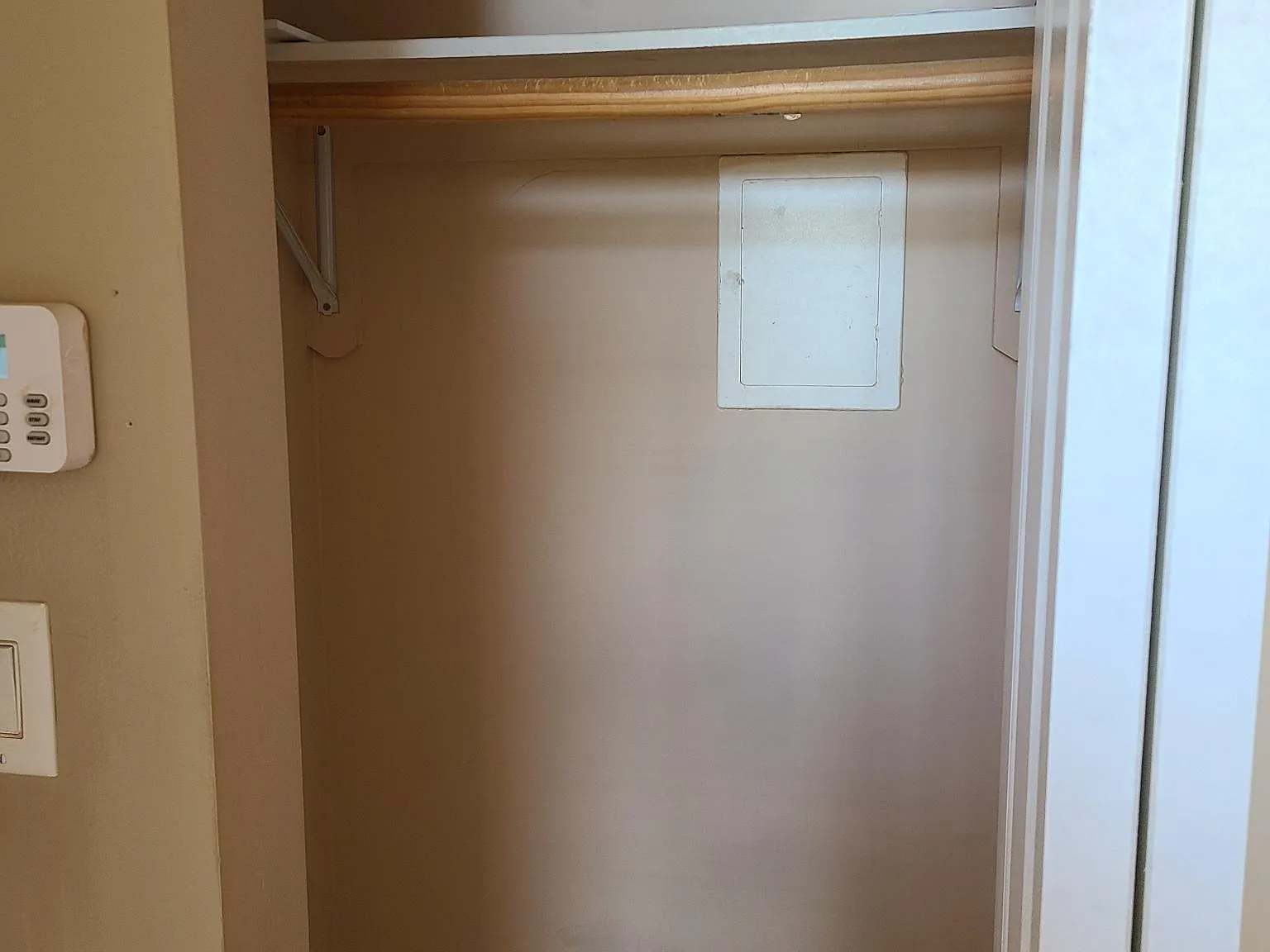 2 bed, 1500 sqft, $2,300 — Photo 3