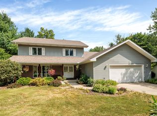 6216 Old Log Trl, Kalamazoo, MI 49009