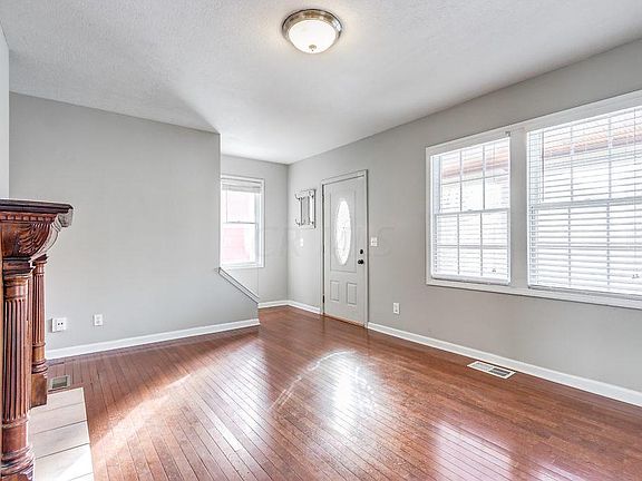 4th image of 1084 Oregon Ave