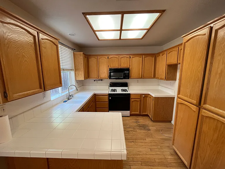114 Gilded Rock Cir — Photo 9