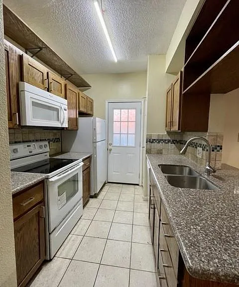 7575 Cambridge St #2305 — Photo 1
