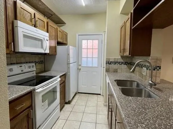 7575 Cambridge St APT 2305, Houston, TX 77054