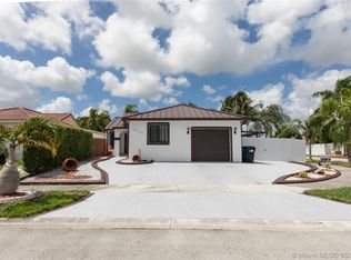 14272 SW 182nd Ter, Miami, FL 33177