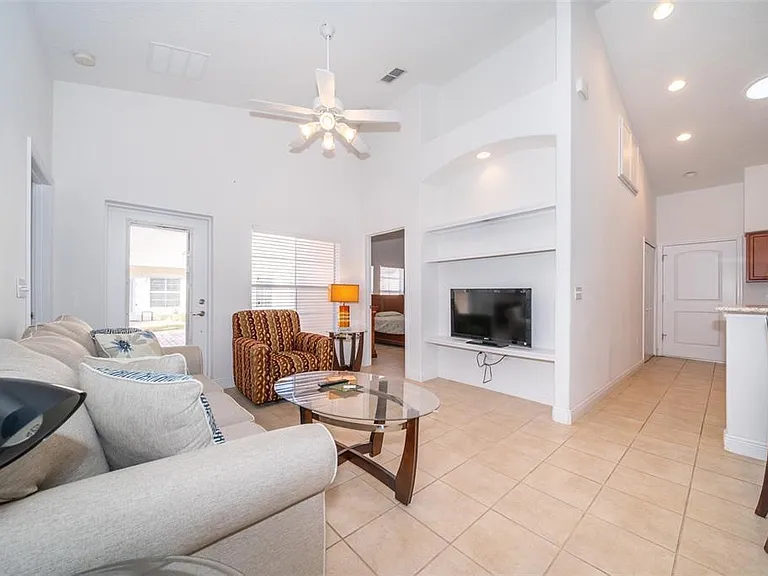 1007 David Walker Dr #B-2 — Photo 5