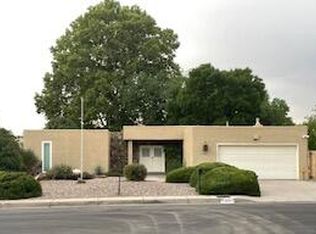 5817 La Madera Rd NE, Albuquerque, NM 87109