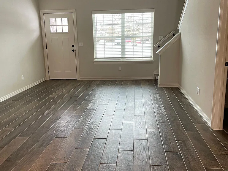 Living/dining room