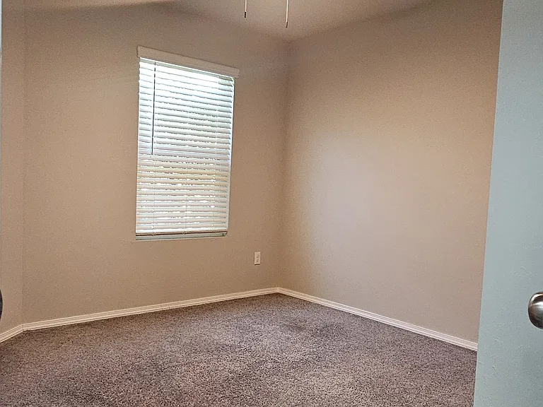4312 Umbria Rd — Photo 9