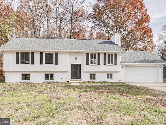 2nd image of 14999 Woodsman Ln