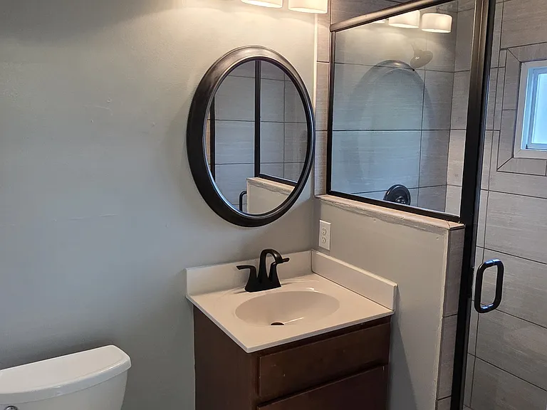 204 Maywood Ave — Photo 11
