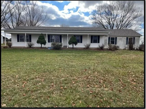 36 Round Prairie Road, Louisburg, MO 65685