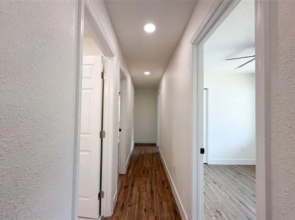 561 Yale Rd, Venice, FL 34293
