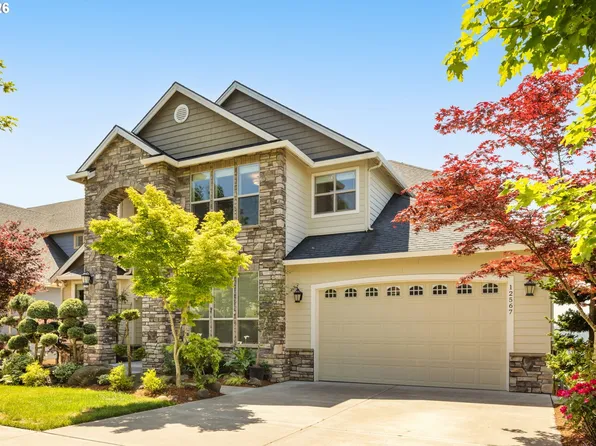 12567 SE Verlie St, Happy Valley, OR 97086
