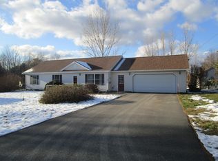 45 Rabbits Run Rd, Orrington, ME 04474