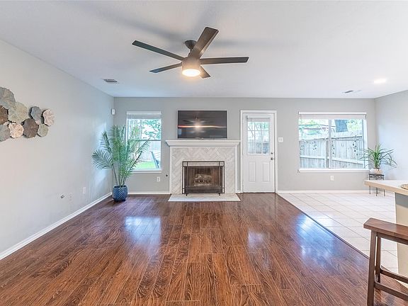 4th image of 19 Timberstar St