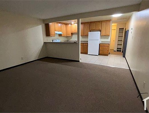 1st image of 776 Green Ave APT 3