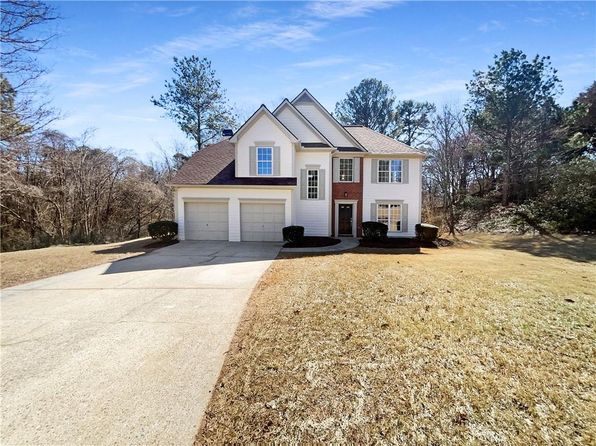 1740 Berry Ct, Cumming, GA 30041
