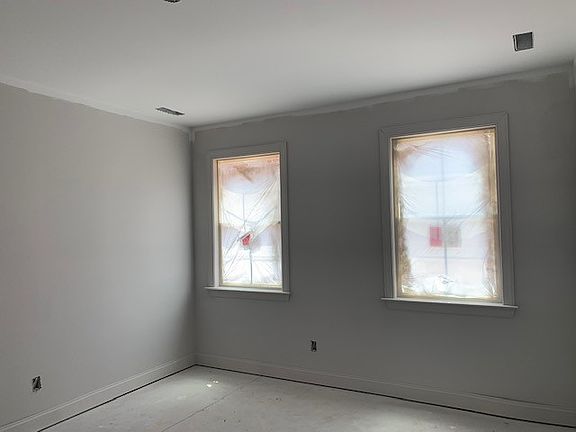 First floor guest suite