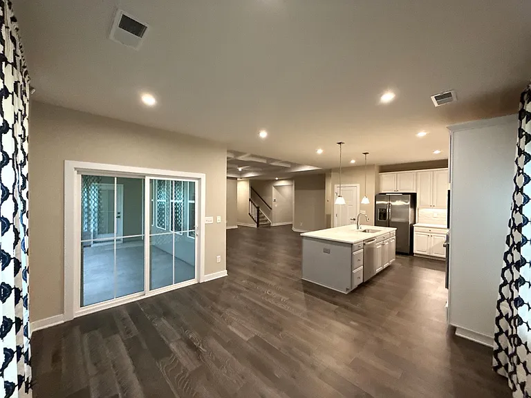 8807 Chapel Grove Crossing Dr — Photo 13