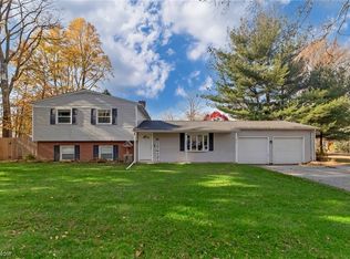 1816 Bathgate Ave, Madison, OH 44057