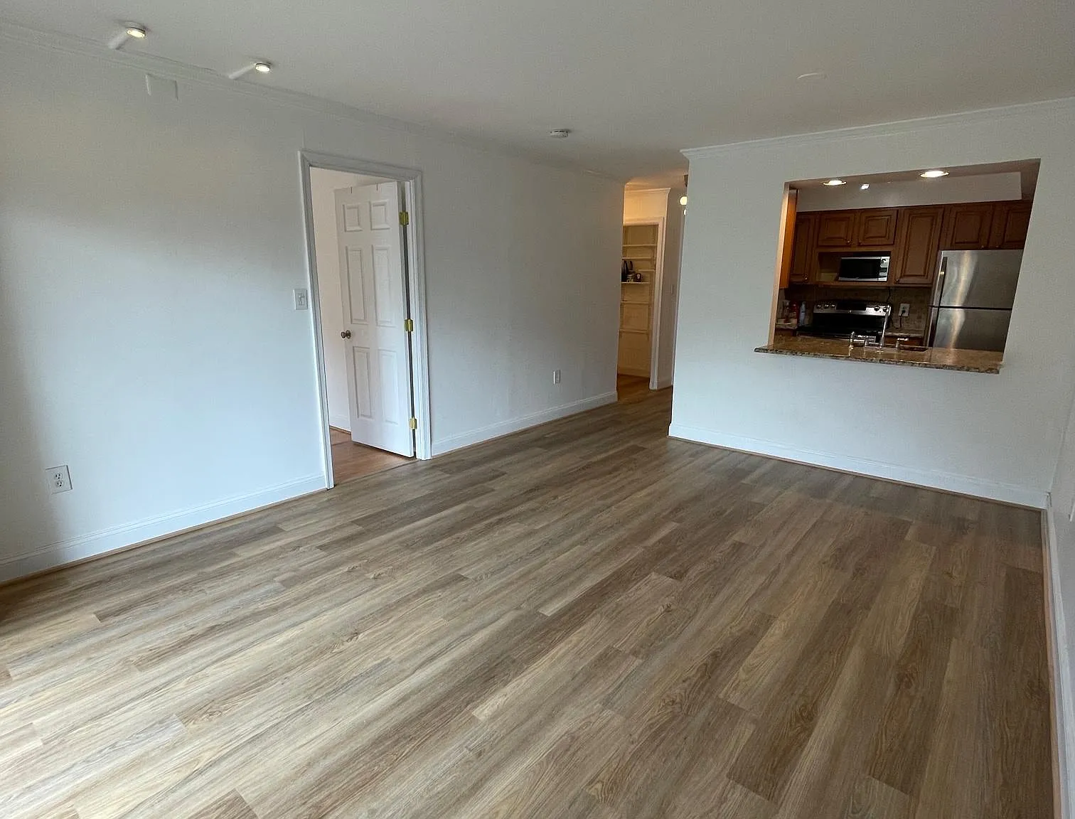 1 bed, 604 sqft, $2,650 — Photo 4