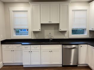 21 Summer St #2, Topsham, ME 04086