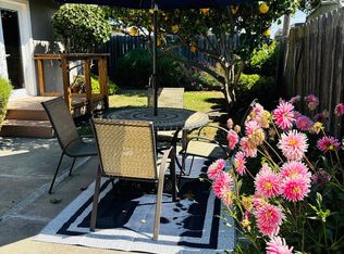 828 Fairfax Dr, Salinas, CA 93901