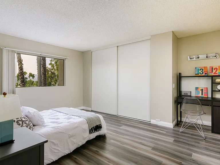 AltaCima Apartment Homes — Photo 26