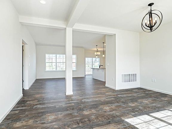 3rd image of 803 Briar Rose Ave #L-0126