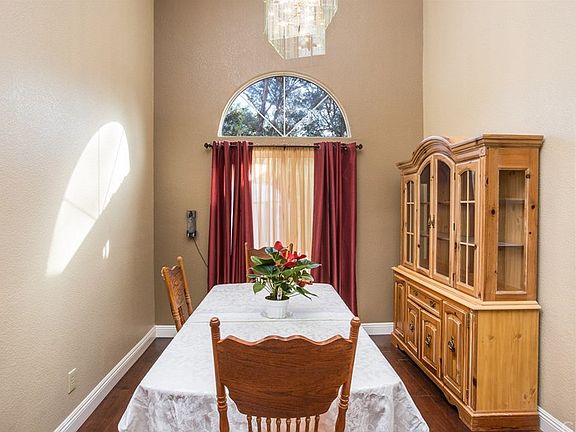 5th image of 22701 Shadowridge Ln