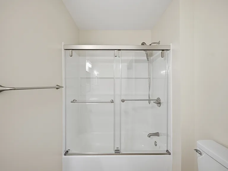 5109 Glenwood Way — Photo 23