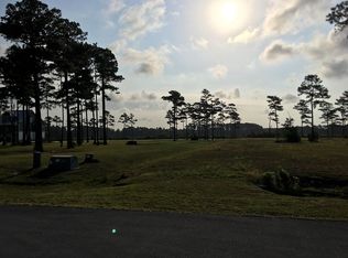 416 Madewood Ln, Newport, NC 28570