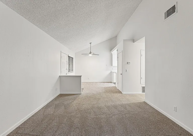 ReNew Avery Park — Photo 12