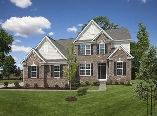 2586 Colinbrook Pkwy, Greenwood, IN 46143