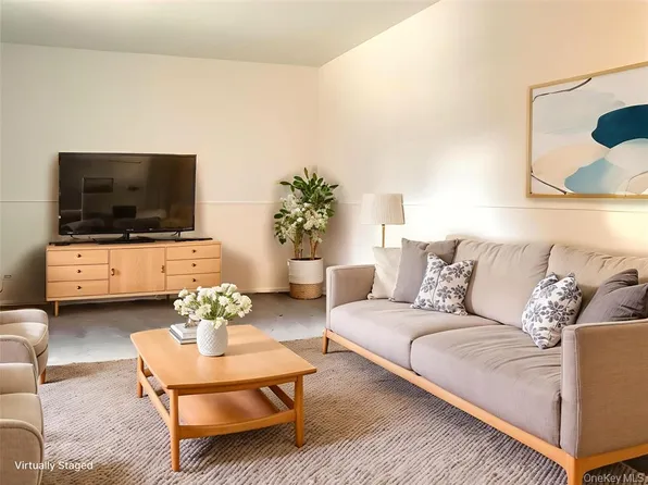 91-02 32nd Avenue image 1 of 13