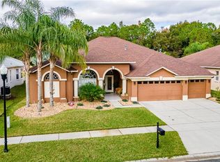 18024 Royal Forest Dr, Tampa, FL 33647