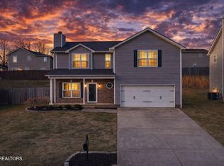 8429 Bowsong Ln, Powell, TN 37849