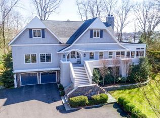 9 Searles Rd, Darien, CT 06820