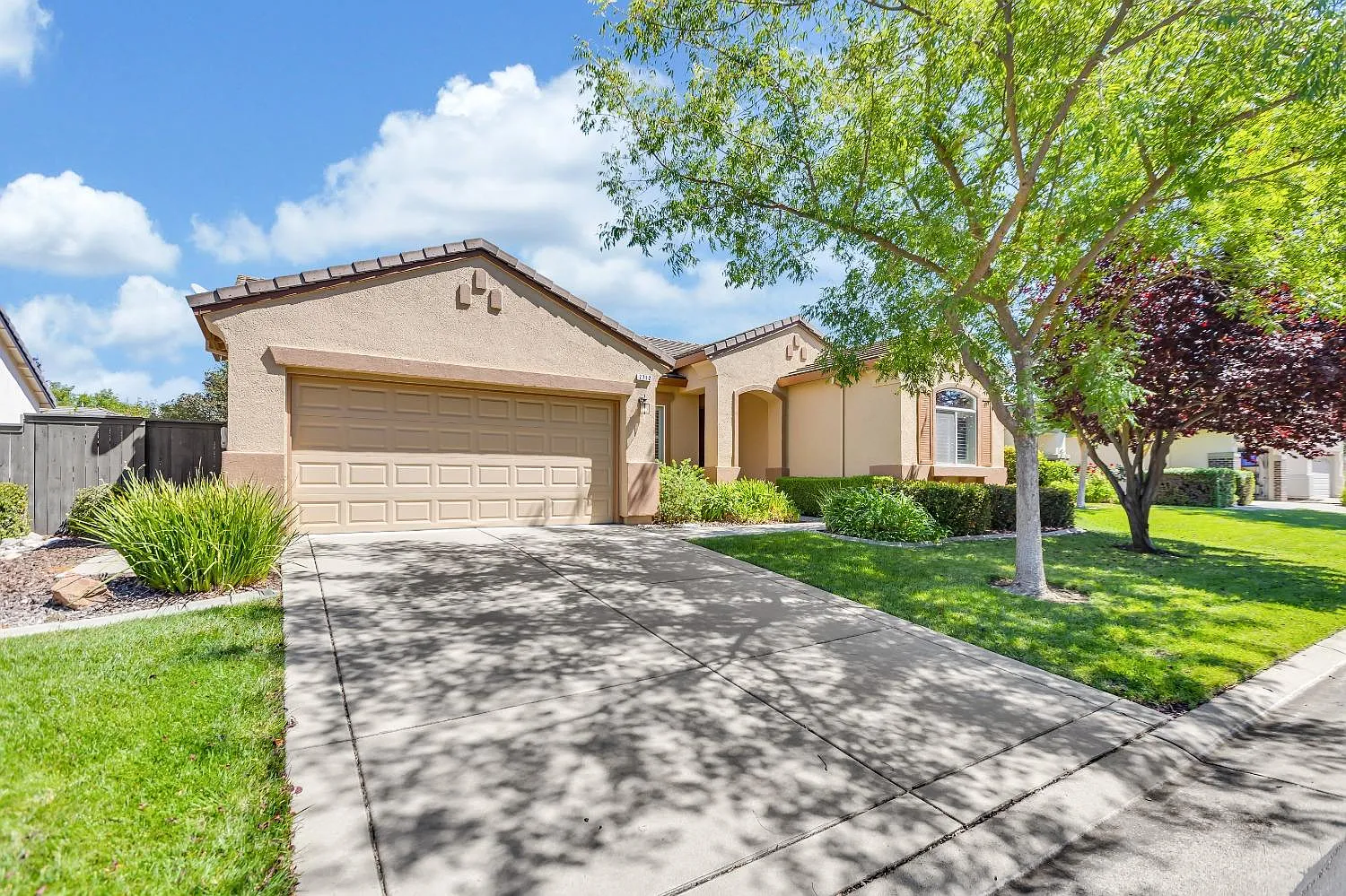 2712 Robinson Creek Ln photo 1