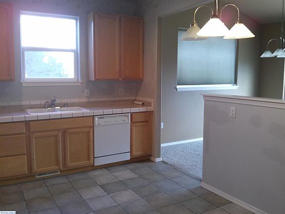 3rd image of 5103 S Dayton Pl