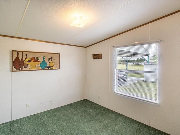 3rd image of 18230 Fm 2613