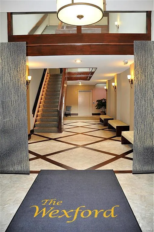 Building Photo - 4540 Laclede Ave #304