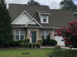 225 Kelly Rd, Pinehurst, NC 28374