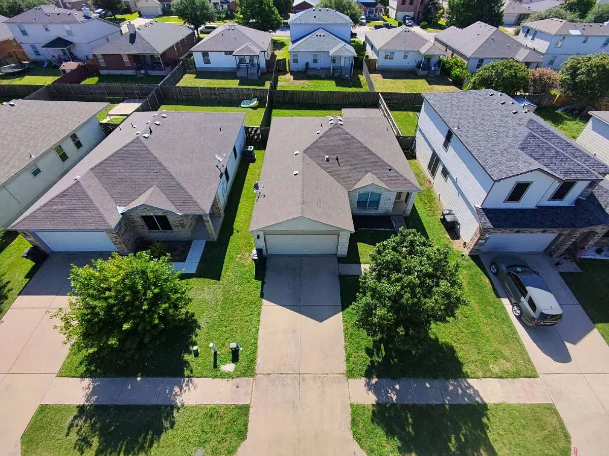6204 Griffith Loop in Killeen, TX 76549 — Photo 3
