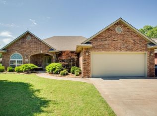 4701 Oakcrest Ave, Enid, OK 73703
