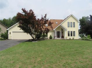 156 Jersey Black Cir, Rochester, NY 14626